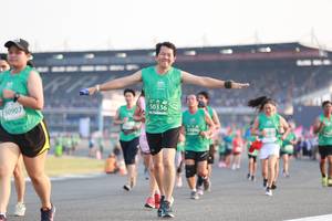 BIB: 50336, 50907, 186
                            <button type="button" onclick="openModal(10570834)" class="btn btn-primary btn-sm float-right btn-popup" data-toggle="modal" data-target=".modal-high-quality">
                        <i class="fas fa-shopping-cart"></i> Add to Cart
                    </button>
                                            <button type="button" onclick="isThisMe(10570834, true)" class="btn btn-success btn-sm float-right btn-popup btn-isme hidden" data-toggle="tooltip" data-placement="bottom" title="นี่คือรูปของคุณใช่ไหม คลิกที่นี่เพื่อเอาเข้าอัลบั้ม">
                        <i class="fas fa-plus"></i> Add to album
                    </button>
                    <button type="button" onclick="isThisMe(10570834, false)" class="btn btn-warning btn-sm float-right btn-popup btn-isnotme hidden">
                        <i class="fas fa-ban"></i> Remove from album
                    </button>