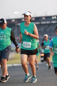 BIB: 0418, 51171
                            <button type="button" onclick="openModal(10571330)" class="btn btn-primary btn-sm float-right btn-popup" data-toggle="modal" data-target=".modal-high-quality">
                        <i class="fas fa-shopping-cart"></i> Add to Cart
                    </button>
                                            <button type="button" onclick="isThisMe(10571330, true)" class="btn btn-success btn-sm float-right btn-popup btn-isme hidden" data-toggle="tooltip" data-placement="bottom" title="นี่คือรูปของคุณใช่ไหม คลิกที่นี่เพื่อเอาเข้าอัลบั้ม">
                        <i class="fas fa-plus"></i> Add to album
                    </button>
                    <button type="button" onclick="isThisMe(10571330, false)" class="btn btn-warning btn-sm float-right btn-popup btn-isnotme hidden">
                        <i class="fas fa-ban"></i> Remove from album
                    </button>