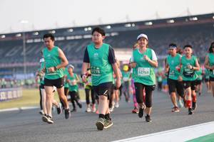 BIB: 5000, 52768, 51778
                            <button type="button" onclick="openModal(10571078)" class="btn btn-primary btn-sm float-right btn-popup" data-toggle="modal" data-target=".modal-high-quality">
                        <i class="fas fa-shopping-cart"></i> Add to Cart
                    </button>
                                            <button type="button" onclick="isThisMe(10571078, true)" class="btn btn-success btn-sm float-right btn-popup btn-isme hidden" data-toggle="tooltip" data-placement="bottom" title="นี่คือรูปของคุณใช่ไหม คลิกที่นี่เพื่อเอาเข้าอัลบั้ม">
                        <i class="fas fa-plus"></i> Add to album
                    </button>
                    <button type="button" onclick="isThisMe(10571078, false)" class="btn btn-warning btn-sm float-right btn-popup btn-isnotme hidden">
                        <i class="fas fa-ban"></i> Remove from album
                    </button>