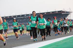 BIB: 52919
                            <button type="button" onclick="openModal(10570109)" class="btn btn-primary btn-sm float-right btn-popup" data-toggle="modal" data-target=".modal-high-quality">
                        <i class="fas fa-shopping-cart"></i> Add to Cart
                    </button>
                                            <button type="button" onclick="isThisMe(10570109, true)" class="btn btn-success btn-sm float-right btn-popup btn-isme hidden" data-toggle="tooltip" data-placement="bottom" title="นี่คือรูปของคุณใช่ไหม คลิกที่นี่เพื่อเอาเข้าอัลบั้ม">
                        <i class="fas fa-plus"></i> Add to album
                    </button>
                    <button type="button" onclick="isThisMe(10570109, false)" class="btn btn-warning btn-sm float-right btn-popup btn-isnotme hidden">
                        <i class="fas fa-ban"></i> Remove from album
                    </button>