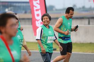 BIB: 201, 53042, 1768
                            <button type="button" onclick="openModal(10570333)" class="btn btn-primary btn-sm float-right btn-popup" data-toggle="modal" data-target=".modal-high-quality">
                        <i class="fas fa-shopping-cart"></i> Add to Cart
                    </button>
                                            <button type="button" onclick="isThisMe(10570333, true)" class="btn btn-success btn-sm float-right btn-popup btn-isme hidden" data-toggle="tooltip" data-placement="bottom" title="นี่คือรูปของคุณใช่ไหม คลิกที่นี่เพื่อเอาเข้าอัลบั้ม">
                        <i class="fas fa-plus"></i> Add to album
                    </button>
                    <button type="button" onclick="isThisMe(10570333, false)" class="btn btn-warning btn-sm float-right btn-popup btn-isnotme hidden">
                        <i class="fas fa-ban"></i> Remove from album
                    </button>