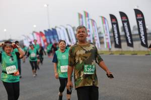 BIB: 53258, 5305, 52040
                            <button type="button" onclick="openModal(10570571)" class="btn btn-primary btn-sm float-right btn-popup" data-toggle="modal" data-target=".modal-high-quality">
                        <i class="fas fa-shopping-cart"></i> Add to Cart
                    </button>
                                            <button type="button" onclick="isThisMe(10570571, true)" class="btn btn-success btn-sm float-right btn-popup btn-isme hidden" data-toggle="tooltip" data-placement="bottom" title="นี่คือรูปของคุณใช่ไหม คลิกที่นี่เพื่อเอาเข้าอัลบั้ม">
                        <i class="fas fa-plus"></i> Add to album
                    </button>
                    <button type="button" onclick="isThisMe(10570571, false)" class="btn btn-warning btn-sm float-right btn-popup btn-isnotme hidden">
                        <i class="fas fa-ban"></i> Remove from album
                    </button>