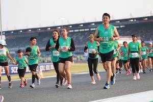 BIB: 30378, 522, 51053, 62616, 0061
                            <button type="button" onclick="openModal(10570994)" class="btn btn-primary btn-sm float-right btn-popup" data-toggle="modal" data-target=".modal-high-quality">
                        <i class="fas fa-shopping-cart"></i> Add to Cart
                    </button>
                                            <button type="button" onclick="isThisMe(10570994, true)" class="btn btn-success btn-sm float-right btn-popup btn-isme hidden" data-toggle="tooltip" data-placement="bottom" title="นี่คือรูปของคุณใช่ไหม คลิกที่นี่เพื่อเอาเข้าอัลบั้ม">
                        <i class="fas fa-plus"></i> Add to album
                    </button>
                    <button type="button" onclick="isThisMe(10570994, false)" class="btn btn-warning btn-sm float-right btn-popup btn-isnotme hidden">
                        <i class="fas fa-ban"></i> Remove from album
                    </button>