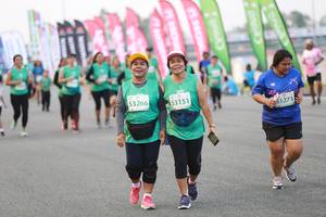 BIB: 53266, 53151, 1273
                            <button type="button" onclick="openModal(10571719)" class="btn btn-primary btn-sm float-right btn-popup" data-toggle="modal" data-target=".modal-high-quality">
                        <i class="fas fa-shopping-cart"></i> Add to Cart
                    </button>
                                            <button type="button" onclick="isThisMe(10571719, true)" class="btn btn-success btn-sm float-right btn-popup btn-isme hidden" data-toggle="tooltip" data-placement="bottom" title="นี่คือรูปของคุณใช่ไหม คลิกที่นี่เพื่อเอาเข้าอัลบั้ม">
                        <i class="fas fa-plus"></i> Add to album
                    </button>
                    <button type="button" onclick="isThisMe(10571719, false)" class="btn btn-warning btn-sm float-right btn-popup btn-isnotme hidden">
                        <i class="fas fa-ban"></i> Remove from album
                    </button>