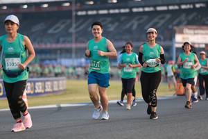 BIB: 036, 5264, 50123, 5105
                            <button type="button" onclick="openModal(10569954)" class="btn btn-primary btn-sm float-right btn-popup" data-toggle="modal" data-target=".modal-high-quality">
                        <i class="fas fa-shopping-cart"></i> Add to Cart
                    </button>
                                            <button type="button" onclick="isThisMe(10569954, true)" class="btn btn-success btn-sm float-right btn-popup btn-isme hidden" data-toggle="tooltip" data-placement="bottom" title="นี่คือรูปของคุณใช่ไหม คลิกที่นี่เพื่อเอาเข้าอัลบั้ม">
                        <i class="fas fa-plus"></i> Add to album
                    </button>
                    <button type="button" onclick="isThisMe(10569954, false)" class="btn btn-warning btn-sm float-right btn-popup btn-isnotme hidden">
                        <i class="fas fa-ban"></i> Remove from album
                    </button>