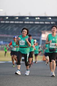 BIB: 1027, 52846
                            <button type="button" onclick="openModal(10571287)" class="btn btn-primary btn-sm float-right btn-popup" data-toggle="modal" data-target=".modal-high-quality">
                        <i class="fas fa-shopping-cart"></i> Add to Cart
                    </button>
                                            <button type="button" onclick="isThisMe(10571287, true)" class="btn btn-success btn-sm float-right btn-popup btn-isme hidden" data-toggle="tooltip" data-placement="bottom" title="นี่คือรูปของคุณใช่ไหม คลิกที่นี่เพื่อเอาเข้าอัลบั้ม">
                        <i class="fas fa-plus"></i> Add to album
                    </button>
                    <button type="button" onclick="isThisMe(10571287, false)" class="btn btn-warning btn-sm float-right btn-popup btn-isnotme hidden">
                        <i class="fas fa-ban"></i> Remove from album
                    </button>