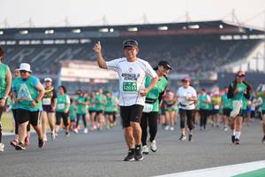 BIB: 52035, 1338
                            <button type="button" onclick="openModal(10569992)" class="btn btn-primary btn-sm float-right btn-popup" data-toggle="modal" data-target=".modal-high-quality">
                        <i class="fas fa-shopping-cart"></i> Add to Cart
                    </button>
                                            <button type="button" onclick="isThisMe(10569992, true)" class="btn btn-success btn-sm float-right btn-popup btn-isme hidden" data-toggle="tooltip" data-placement="bottom" title="นี่คือรูปของคุณใช่ไหม คลิกที่นี่เพื่อเอาเข้าอัลบั้ม">
                        <i class="fas fa-plus"></i> Add to album
                    </button>
                    <button type="button" onclick="isThisMe(10569992, false)" class="btn btn-warning btn-sm float-right btn-popup btn-isnotme hidden">
                        <i class="fas fa-ban"></i> Remove from album
                    </button>