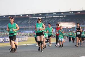 BIB: 5007, 50011
                            <button type="button" onclick="openModal(10571054)" class="btn btn-primary btn-sm float-right btn-popup" data-toggle="modal" data-target=".modal-high-quality">
                        <i class="fas fa-shopping-cart"></i> Add to Cart
                    </button>
                                            <button type="button" onclick="isThisMe(10571054, true)" class="btn btn-success btn-sm float-right btn-popup btn-isme hidden" data-toggle="tooltip" data-placement="bottom" title="นี่คือรูปของคุณใช่ไหม คลิกที่นี่เพื่อเอาเข้าอัลบั้ม">
                        <i class="fas fa-plus"></i> Add to album
                    </button>
                    <button type="button" onclick="isThisMe(10571054, false)" class="btn btn-warning btn-sm float-right btn-popup btn-isnotme hidden">
                        <i class="fas fa-ban"></i> Remove from album
                    </button>