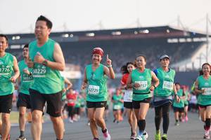 BIB: 0229, 1776, 5307, 757, 50351, 0759, 2729
                            <button type="button" onclick="openModal(10571041)" class="btn btn-primary btn-sm float-right btn-popup" data-toggle="modal" data-target=".modal-high-quality">
                        <i class="fas fa-shopping-cart"></i> Add to Cart
                    </button>
                                            <button type="button" onclick="isThisMe(10571041, true)" class="btn btn-success btn-sm float-right btn-popup btn-isme hidden" data-toggle="tooltip" data-placement="bottom" title="นี่คือรูปของคุณใช่ไหม คลิกที่นี่เพื่อเอาเข้าอัลบั้ม">
                        <i class="fas fa-plus"></i> Add to album
                    </button>
                    <button type="button" onclick="isThisMe(10571041, false)" class="btn btn-warning btn-sm float-right btn-popup btn-isnotme hidden">
                        <i class="fas fa-ban"></i> Remove from album
                    </button>