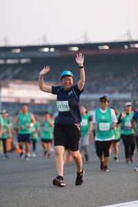 BIB: 1158, 1221
                            <button type="button" onclick="openModal(10571571)" class="btn btn-primary btn-sm float-right btn-popup" data-toggle="modal" data-target=".modal-high-quality">
                        <i class="fas fa-shopping-cart"></i> Add to Cart
                    </button>
                                            <button type="button" onclick="isThisMe(10571571, true)" class="btn btn-success btn-sm float-right btn-popup btn-isme hidden" data-toggle="tooltip" data-placement="bottom" title="นี่คือรูปของคุณใช่ไหม คลิกที่นี่เพื่อเอาเข้าอัลบั้ม">
                        <i class="fas fa-plus"></i> Add to album
                    </button>
                    <button type="button" onclick="isThisMe(10571571, false)" class="btn btn-warning btn-sm float-right btn-popup btn-isnotme hidden">
                        <i class="fas fa-ban"></i> Remove from album
                    </button>