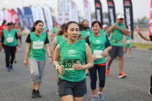 BIB: 50692, 1194, 702
                            <button type="button" onclick="openModal(10570365)" class="btn btn-primary btn-sm float-right btn-popup" data-toggle="modal" data-target=".modal-high-quality">
                        <i class="fas fa-shopping-cart"></i> Add to Cart
                    </button>
                                            <button type="button" onclick="isThisMe(10570365, true)" class="btn btn-success btn-sm float-right btn-popup btn-isme hidden" data-toggle="tooltip" data-placement="bottom" title="นี่คือรูปของคุณใช่ไหม คลิกที่นี่เพื่อเอาเข้าอัลบั้ม">
                        <i class="fas fa-plus"></i> Add to album
                    </button>
                    <button type="button" onclick="isThisMe(10570365, false)" class="btn btn-warning btn-sm float-right btn-popup btn-isnotme hidden">
                        <i class="fas fa-ban"></i> Remove from album
                    </button>