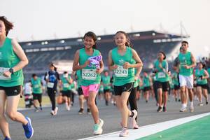 BIB: 2243, 52262
                            <button type="button" onclick="openModal(10571073)" class="btn btn-primary btn-sm float-right btn-popup" data-toggle="modal" data-target=".modal-high-quality">
                        <i class="fas fa-shopping-cart"></i> Add to Cart
                    </button>
                                            <button type="button" onclick="isThisMe(10571073, true)" class="btn btn-success btn-sm float-right btn-popup btn-isme hidden" data-toggle="tooltip" data-placement="bottom" title="นี่คือรูปของคุณใช่ไหม คลิกที่นี่เพื่อเอาเข้าอัลบั้ม">
                        <i class="fas fa-plus"></i> Add to album
                    </button>
                    <button type="button" onclick="isThisMe(10571073, false)" class="btn btn-warning btn-sm float-right btn-popup btn-isnotme hidden">
                        <i class="fas fa-ban"></i> Remove from album
                    </button>