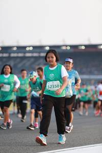 BIB: 52350
                            <button type="button" onclick="openModal(10571458)" class="btn btn-primary btn-sm float-right btn-popup" data-toggle="modal" data-target=".modal-high-quality">
                        <i class="fas fa-shopping-cart"></i> Add to Cart
                    </button>
                                            <button type="button" onclick="isThisMe(10571458, true)" class="btn btn-success btn-sm float-right btn-popup btn-isme hidden" data-toggle="tooltip" data-placement="bottom" title="นี่คือรูปของคุณใช่ไหม คลิกที่นี่เพื่อเอาเข้าอัลบั้ม">
                        <i class="fas fa-plus"></i> Add to album
                    </button>
                    <button type="button" onclick="isThisMe(10571458, false)" class="btn btn-warning btn-sm float-right btn-popup btn-isnotme hidden">
                        <i class="fas fa-ban"></i> Remove from album
                    </button>