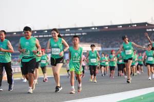 BIB: 52285, 50320, 1923, 51576
                            <button type="button" onclick="openModal(10570975)" class="btn btn-primary btn-sm float-right btn-popup" data-toggle="modal" data-target=".modal-high-quality">
                        <i class="fas fa-shopping-cart"></i> Add to Cart
                    </button>
                                            <button type="button" onclick="isThisMe(10570975, true)" class="btn btn-success btn-sm float-right btn-popup btn-isme hidden" data-toggle="tooltip" data-placement="bottom" title="นี่คือรูปของคุณใช่ไหม คลิกที่นี่เพื่อเอาเข้าอัลบั้ม">
                        <i class="fas fa-plus"></i> Add to album
                    </button>
                    <button type="button" onclick="isThisMe(10570975, false)" class="btn btn-warning btn-sm float-right btn-popup btn-isnotme hidden">
                        <i class="fas fa-ban"></i> Remove from album
                    </button>