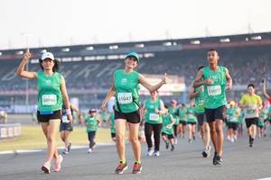 BIB: 50956, 53077, 51047, 520, 
                            <button type="button" onclick="openModal(10570903)" class="btn btn-primary btn-sm float-right btn-popup" data-toggle="modal" data-target=".modal-high-quality">
                        <i class="fas fa-shopping-cart"></i> Add to Cart
                    </button>
                                            <button type="button" onclick="isThisMe(10570903, true)" class="btn btn-success btn-sm float-right btn-popup btn-isme hidden" data-toggle="tooltip" data-placement="bottom" title="นี่คือรูปของคุณใช่ไหม คลิกที่นี่เพื่อเอาเข้าอัลบั้ม">
                        <i class="fas fa-plus"></i> Add to album
                    </button>
                    <button type="button" onclick="isThisMe(10570903, false)" class="btn btn-warning btn-sm float-right btn-popup btn-isnotme hidden">
                        <i class="fas fa-ban"></i> Remove from album
                    </button>