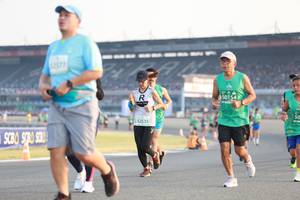 BIB: 50154, 52535
                            <button type="button" onclick="openModal(10570712)" class="btn btn-primary btn-sm float-right btn-popup" data-toggle="modal" data-target=".modal-high-quality">
                        <i class="fas fa-shopping-cart"></i> Add to Cart
                    </button>
                                            <button type="button" onclick="isThisMe(10570712, true)" class="btn btn-success btn-sm float-right btn-popup btn-isme hidden" data-toggle="tooltip" data-placement="bottom" title="นี่คือรูปของคุณใช่ไหม คลิกที่นี่เพื่อเอาเข้าอัลบั้ม">
                        <i class="fas fa-plus"></i> Add to album
                    </button>
                    <button type="button" onclick="isThisMe(10570712, false)" class="btn btn-warning btn-sm float-right btn-popup btn-isnotme hidden">
                        <i class="fas fa-ban"></i> Remove from album
                    </button>