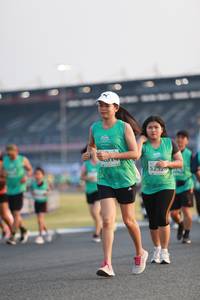 BIB: 5252
                            <button type="button" onclick="openModal(10571256)" class="btn btn-primary btn-sm float-right btn-popup" data-toggle="modal" data-target=".modal-high-quality">
                        <i class="fas fa-shopping-cart"></i> Add to Cart
                    </button>
                                            <button type="button" onclick="isThisMe(10571256, true)" class="btn btn-success btn-sm float-right btn-popup btn-isme hidden" data-toggle="tooltip" data-placement="bottom" title="นี่คือรูปของคุณใช่ไหม คลิกที่นี่เพื่อเอาเข้าอัลบั้ม">
                        <i class="fas fa-plus"></i> Add to album
                    </button>
                    <button type="button" onclick="isThisMe(10571256, false)" class="btn btn-warning btn-sm float-right btn-popup btn-isnotme hidden">
                        <i class="fas fa-ban"></i> Remove from album
                    </button>