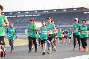 BIB: 50947, 52239, 667, 51870, 281
                            <button type="button" onclick="openModal(10570932)" class="btn btn-primary btn-sm float-right btn-popup" data-toggle="modal" data-target=".modal-high-quality">
                        <i class="fas fa-shopping-cart"></i> Add to Cart
                    </button>
                                            <button type="button" onclick="isThisMe(10570932, true)" class="btn btn-success btn-sm float-right btn-popup btn-isme hidden" data-toggle="tooltip" data-placement="bottom" title="นี่คือรูปของคุณใช่ไหม คลิกที่นี่เพื่อเอาเข้าอัลบั้ม">
                        <i class="fas fa-plus"></i> Add to album
                    </button>
                    <button type="button" onclick="isThisMe(10570932, false)" class="btn btn-warning btn-sm float-right btn-popup btn-isnotme hidden">
                        <i class="fas fa-ban"></i> Remove from album
                    </button>