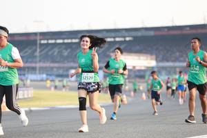 BIB: 1790, 52320
                            <button type="button" onclick="openModal(10570718)" class="btn btn-primary btn-sm float-right btn-popup" data-toggle="modal" data-target=".modal-high-quality">
                        <i class="fas fa-shopping-cart"></i> Add to Cart
                    </button>
                                            <button type="button" onclick="isThisMe(10570718, true)" class="btn btn-success btn-sm float-right btn-popup btn-isme hidden" data-toggle="tooltip" data-placement="bottom" title="นี่คือรูปของคุณใช่ไหม คลิกที่นี่เพื่อเอาเข้าอัลบั้ม">
                        <i class="fas fa-plus"></i> Add to album
                    </button>
                    <button type="button" onclick="isThisMe(10570718, false)" class="btn btn-warning btn-sm float-right btn-popup btn-isnotme hidden">
                        <i class="fas fa-ban"></i> Remove from album
                    </button>