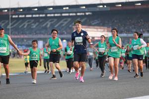 BIB: 81763, 52970, 0886, 52228, 50043
                            <button type="button" onclick="openModal(10571448)" class="btn btn-primary btn-sm float-right btn-popup" data-toggle="modal" data-target=".modal-high-quality">
                        <i class="fas fa-shopping-cart"></i> Add to Cart
                    </button>
                                            <button type="button" onclick="isThisMe(10571448, true)" class="btn btn-success btn-sm float-right btn-popup btn-isme hidden" data-toggle="tooltip" data-placement="bottom" title="นี่คือรูปของคุณใช่ไหม คลิกที่นี่เพื่อเอาเข้าอัลบั้ม">
                        <i class="fas fa-plus"></i> Add to album
                    </button>
                    <button type="button" onclick="isThisMe(10571448, false)" class="btn btn-warning btn-sm float-right btn-popup btn-isnotme hidden">
                        <i class="fas fa-ban"></i> Remove from album
                    </button>