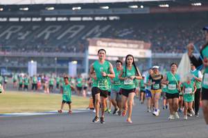 BIB: 522, 51922, 52860, 52250
                            <button type="button" onclick="openModal(10570002)" class="btn btn-primary btn-sm float-right btn-popup" data-toggle="modal" data-target=".modal-high-quality">
                        <i class="fas fa-shopping-cart"></i> Add to Cart
                    </button>
                                            <button type="button" onclick="isThisMe(10570002, true)" class="btn btn-success btn-sm float-right btn-popup btn-isme hidden" data-toggle="tooltip" data-placement="bottom" title="นี่คือรูปของคุณใช่ไหม คลิกที่นี่เพื่อเอาเข้าอัลบั้ม">
                        <i class="fas fa-plus"></i> Add to album
                    </button>
                    <button type="button" onclick="isThisMe(10570002, false)" class="btn btn-warning btn-sm float-right btn-popup btn-isnotme hidden">
                        <i class="fas fa-ban"></i> Remove from album
                    </button>