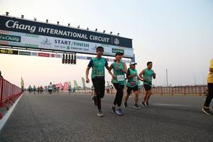 BIB: 2020, 4625, 51691, 50923
                            <button type="button" onclick="openModal(10570303)" class="btn btn-primary btn-sm float-right btn-popup" data-toggle="modal" data-target=".modal-high-quality">
                        <i class="fas fa-shopping-cart"></i> Add to Cart
                    </button>
                                            <button type="button" onclick="isThisMe(10570303, true)" class="btn btn-success btn-sm float-right btn-popup btn-isme hidden" data-toggle="tooltip" data-placement="bottom" title="นี่คือรูปของคุณใช่ไหม คลิกที่นี่เพื่อเอาเข้าอัลบั้ม">
                        <i class="fas fa-plus"></i> Add to album
                    </button>
                    <button type="button" onclick="isThisMe(10570303, false)" class="btn btn-warning btn-sm float-right btn-popup btn-isnotme hidden">
                        <i class="fas fa-ban"></i> Remove from album
                    </button>