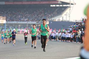 BIB: 50322
                            <button type="button" onclick="openModal(10557351)" class="btn btn-primary btn-sm float-right btn-popup" data-toggle="modal" data-target=".modal-high-quality">
                        <i class="fas fa-shopping-cart"></i> Add to Cart
                    </button>
                                            <button type="button" onclick="isThisMe(10557351, true)" class="btn btn-success btn-sm float-right btn-popup btn-isme hidden" data-toggle="tooltip" data-placement="bottom" title="นี่คือรูปของคุณใช่ไหม คลิกที่นี่เพื่อเอาเข้าอัลบั้ม">
                        <i class="fas fa-plus"></i> Add to album
                    </button>
                    <button type="button" onclick="isThisMe(10557351, false)" class="btn btn-warning btn-sm float-right btn-popup btn-isnotme hidden">
                        <i class="fas fa-ban"></i> Remove from album
                    </button>