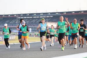 BIB: 0122, 51746, 51163, 52044, 5086
                            <button type="button" onclick="openModal(10570945)" class="btn btn-primary btn-sm float-right btn-popup" data-toggle="modal" data-target=".modal-high-quality">
                        <i class="fas fa-shopping-cart"></i> Add to Cart
                    </button>
                                            <button type="button" onclick="isThisMe(10570945, true)" class="btn btn-success btn-sm float-right btn-popup btn-isme hidden" data-toggle="tooltip" data-placement="bottom" title="นี่คือรูปของคุณใช่ไหม คลิกที่นี่เพื่อเอาเข้าอัลบั้ม">
                        <i class="fas fa-plus"></i> Add to album
                    </button>
                    <button type="button" onclick="isThisMe(10570945, false)" class="btn btn-warning btn-sm float-right btn-popup btn-isnotme hidden">
                        <i class="fas fa-ban"></i> Remove from album
                    </button>