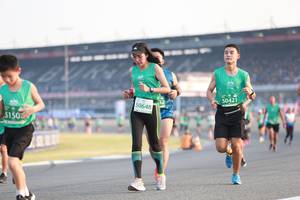 BIB: 50421, 50648, 5150
                            <button type="button" onclick="openModal(10570729)" class="btn btn-primary btn-sm float-right btn-popup" data-toggle="modal" data-target=".modal-high-quality">
                        <i class="fas fa-shopping-cart"></i> Add to Cart
                    </button>
                                            <button type="button" onclick="isThisMe(10570729, true)" class="btn btn-success btn-sm float-right btn-popup btn-isme hidden" data-toggle="tooltip" data-placement="bottom" title="นี่คือรูปของคุณใช่ไหม คลิกที่นี่เพื่อเอาเข้าอัลบั้ม">
                        <i class="fas fa-plus"></i> Add to album
                    </button>
                    <button type="button" onclick="isThisMe(10570729, false)" class="btn btn-warning btn-sm float-right btn-popup btn-isnotme hidden">
                        <i class="fas fa-ban"></i> Remove from album
                    </button>