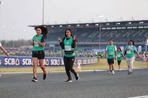 BIB: 2610, 2371
                            <button type="button" onclick="openModal(10570171)" class="btn btn-primary btn-sm float-right btn-popup" data-toggle="modal" data-target=".modal-high-quality">
                        <i class="fas fa-shopping-cart"></i> Add to Cart
                    </button>
                                            <button type="button" onclick="isThisMe(10570171, true)" class="btn btn-success btn-sm float-right btn-popup btn-isme hidden" data-toggle="tooltip" data-placement="bottom" title="นี่คือรูปของคุณใช่ไหม คลิกที่นี่เพื่อเอาเข้าอัลบั้ม">
                        <i class="fas fa-plus"></i> Add to album
                    </button>
                    <button type="button" onclick="isThisMe(10570171, false)" class="btn btn-warning btn-sm float-right btn-popup btn-isnotme hidden">
                        <i class="fas fa-ban"></i> Remove from album
                    </button>