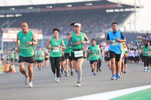 BIB: 50214, 0937, 50631
                            <button type="button" onclick="openModal(10570759)" class="btn btn-primary btn-sm float-right btn-popup" data-toggle="modal" data-target=".modal-high-quality">
                        <i class="fas fa-shopping-cart"></i> Add to Cart
                    </button>
                                            <button type="button" onclick="isThisMe(10570759, true)" class="btn btn-success btn-sm float-right btn-popup btn-isme hidden" data-toggle="tooltip" data-placement="bottom" title="นี่คือรูปของคุณใช่ไหม คลิกที่นี่เพื่อเอาเข้าอัลบั้ม">
                        <i class="fas fa-plus"></i> Add to album
                    </button>
                    <button type="button" onclick="isThisMe(10570759, false)" class="btn btn-warning btn-sm float-right btn-popup btn-isnotme hidden">
                        <i class="fas fa-ban"></i> Remove from album
                    </button>