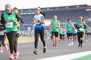 BIB: 1280, 50802
                            <button type="button" onclick="openModal(10570752)" class="btn btn-primary btn-sm float-right btn-popup" data-toggle="modal" data-target=".modal-high-quality">
                        <i class="fas fa-shopping-cart"></i> Add to Cart
                    </button>
                                            <button type="button" onclick="isThisMe(10570752, true)" class="btn btn-success btn-sm float-right btn-popup btn-isme hidden" data-toggle="tooltip" data-placement="bottom" title="นี่คือรูปของคุณใช่ไหม คลิกที่นี่เพื่อเอาเข้าอัลบั้ม">
                        <i class="fas fa-plus"></i> Add to album
                    </button>
                    <button type="button" onclick="isThisMe(10570752, false)" class="btn btn-warning btn-sm float-right btn-popup btn-isnotme hidden">
                        <i class="fas fa-ban"></i> Remove from album
                    </button>