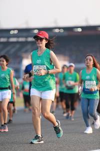 BIB: 500, 50756
                            <button type="button" onclick="openModal(10569773)" class="btn btn-primary btn-sm float-right btn-popup" data-toggle="modal" data-target=".modal-high-quality">
                        <i class="fas fa-shopping-cart"></i> Add to Cart
                    </button>
                                            <button type="button" onclick="isThisMe(10569773, true)" class="btn btn-success btn-sm float-right btn-popup btn-isme hidden" data-toggle="tooltip" data-placement="bottom" title="นี่คือรูปของคุณใช่ไหม คลิกที่นี่เพื่อเอาเข้าอัลบั้ม">
                        <i class="fas fa-plus"></i> Add to album
                    </button>
                    <button type="button" onclick="isThisMe(10569773, false)" class="btn btn-warning btn-sm float-right btn-popup btn-isnotme hidden">
                        <i class="fas fa-ban"></i> Remove from album
                    </button>