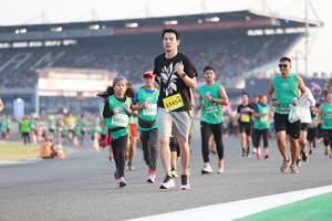 BIB: 53454, 5240, 50554, 5010
                            <button type="button" onclick="openModal(10570873)" class="btn btn-primary btn-sm float-right btn-popup" data-toggle="modal" data-target=".modal-high-quality">
                        <i class="fas fa-shopping-cart"></i> Add to Cart
                    </button>
                                            <button type="button" onclick="isThisMe(10570873, true)" class="btn btn-success btn-sm float-right btn-popup btn-isme hidden" data-toggle="tooltip" data-placement="bottom" title="นี่คือรูปของคุณใช่ไหม คลิกที่นี่เพื่อเอาเข้าอัลบั้ม">
                        <i class="fas fa-plus"></i> Add to album
                    </button>
                    <button type="button" onclick="isThisMe(10570873, false)" class="btn btn-warning btn-sm float-right btn-popup btn-isnotme hidden">
                        <i class="fas fa-ban"></i> Remove from album
                    </button>