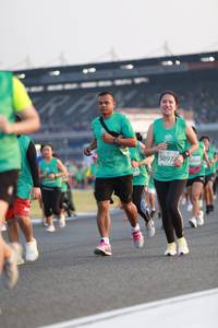 BIB: 50972
                            <button type="button" onclick="openModal(10571191)" class="btn btn-primary btn-sm float-right btn-popup" data-toggle="modal" data-target=".modal-high-quality">
                        <i class="fas fa-shopping-cart"></i> Add to Cart
                    </button>
                                            <button type="button" onclick="isThisMe(10571191, true)" class="btn btn-success btn-sm float-right btn-popup btn-isme hidden" data-toggle="tooltip" data-placement="bottom" title="นี่คือรูปของคุณใช่ไหม คลิกที่นี่เพื่อเอาเข้าอัลบั้ม">
                        <i class="fas fa-plus"></i> Add to album
                    </button>
                    <button type="button" onclick="isThisMe(10571191, false)" class="btn btn-warning btn-sm float-right btn-popup btn-isnotme hidden">
                        <i class="fas fa-ban"></i> Remove from album
                    </button>