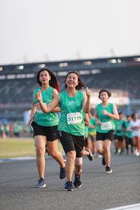 BIB: 51139, 5263
                            <button type="button" onclick="openModal(10571244)" class="btn btn-primary btn-sm float-right btn-popup" data-toggle="modal" data-target=".modal-high-quality">
                        <i class="fas fa-shopping-cart"></i> Add to Cart
                    </button>
                                            <button type="button" onclick="isThisMe(10571244, true)" class="btn btn-success btn-sm float-right btn-popup btn-isme hidden" data-toggle="tooltip" data-placement="bottom" title="นี่คือรูปของคุณใช่ไหม คลิกที่นี่เพื่อเอาเข้าอัลบั้ม">
                        <i class="fas fa-plus"></i> Add to album
                    </button>
                    <button type="button" onclick="isThisMe(10571244, false)" class="btn btn-warning btn-sm float-right btn-popup btn-isnotme hidden">
                        <i class="fas fa-ban"></i> Remove from album
                    </button>