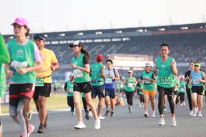 BIB: 52362, 0291, 51595
                            <button type="button" onclick="openModal(10570940)" class="btn btn-primary btn-sm float-right btn-popup" data-toggle="modal" data-target=".modal-high-quality">
                        <i class="fas fa-shopping-cart"></i> Add to Cart
                    </button>
                                            <button type="button" onclick="isThisMe(10570940, true)" class="btn btn-success btn-sm float-right btn-popup btn-isme hidden" data-toggle="tooltip" data-placement="bottom" title="นี่คือรูปของคุณใช่ไหม คลิกที่นี่เพื่อเอาเข้าอัลบั้ม">
                        <i class="fas fa-plus"></i> Add to album
                    </button>
                    <button type="button" onclick="isThisMe(10570940, false)" class="btn btn-warning btn-sm float-right btn-popup btn-isnotme hidden">
                        <i class="fas fa-ban"></i> Remove from album
                    </button>