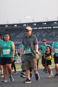 BIB: 528, 5189, 53236
                            <button type="button" onclick="openModal(10569867)" class="btn btn-primary btn-sm float-right btn-popup" data-toggle="modal" data-target=".modal-high-quality">
                        <i class="fas fa-shopping-cart"></i> Add to Cart
                    </button>
                                            <button type="button" onclick="isThisMe(10569867, true)" class="btn btn-success btn-sm float-right btn-popup btn-isme hidden" data-toggle="tooltip" data-placement="bottom" title="นี่คือรูปของคุณใช่ไหม คลิกที่นี่เพื่อเอาเข้าอัลบั้ม">
                        <i class="fas fa-plus"></i> Add to album
                    </button>
                    <button type="button" onclick="isThisMe(10569867, false)" class="btn btn-warning btn-sm float-right btn-popup btn-isnotme hidden">
                        <i class="fas fa-ban"></i> Remove from album
                    </button>