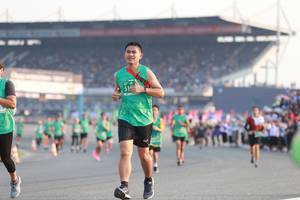 BIB: 515
                            <button type="button" onclick="openModal(10570666)" class="btn btn-primary btn-sm float-right btn-popup" data-toggle="modal" data-target=".modal-high-quality">
                        <i class="fas fa-shopping-cart"></i> Add to Cart
                    </button>
                                            <button type="button" onclick="isThisMe(10570666, true)" class="btn btn-success btn-sm float-right btn-popup btn-isme hidden" data-toggle="tooltip" data-placement="bottom" title="นี่คือรูปของคุณใช่ไหม คลิกที่นี่เพื่อเอาเข้าอัลบั้ม">
                        <i class="fas fa-plus"></i> Add to album
                    </button>
                    <button type="button" onclick="isThisMe(10570666, false)" class="btn btn-warning btn-sm float-right btn-popup btn-isnotme hidden">
                        <i class="fas fa-ban"></i> Remove from album
                    </button>