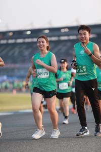 BIB: 1670, 50975
                            <button type="button" onclick="openModal(10569783)" class="btn btn-primary btn-sm float-right btn-popup" data-toggle="modal" data-target=".modal-high-quality">
                        <i class="fas fa-shopping-cart"></i> Add to Cart
                    </button>
                                            <button type="button" onclick="isThisMe(10569783, true)" class="btn btn-success btn-sm float-right btn-popup btn-isme hidden" data-toggle="tooltip" data-placement="bottom" title="นี่คือรูปของคุณใช่ไหม คลิกที่นี่เพื่อเอาเข้าอัลบั้ม">
                        <i class="fas fa-plus"></i> Add to album
                    </button>
                    <button type="button" onclick="isThisMe(10569783, false)" class="btn btn-warning btn-sm float-right btn-popup btn-isnotme hidden">
                        <i class="fas fa-ban"></i> Remove from album
                    </button>