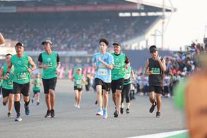 BIB: 1984, 11904, 52453, 3359, 1807
                            <button type="button" onclick="openModal(10570680)" class="btn btn-primary btn-sm float-right btn-popup" data-toggle="modal" data-target=".modal-high-quality">
                        <i class="fas fa-shopping-cart"></i> Add to Cart
                    </button>
                                            <button type="button" onclick="isThisMe(10570680, true)" class="btn btn-success btn-sm float-right btn-popup btn-isme hidden" data-toggle="tooltip" data-placement="bottom" title="นี่คือรูปของคุณใช่ไหม คลิกที่นี่เพื่อเอาเข้าอัลบั้ม">
                        <i class="fas fa-plus"></i> Add to album
                    </button>
                    <button type="button" onclick="isThisMe(10570680, false)" class="btn btn-warning btn-sm float-right btn-popup btn-isnotme hidden">
                        <i class="fas fa-ban"></i> Remove from album
                    </button>