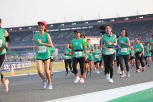 BIB: 52571, 52965, 50719, 2616
                            <button type="button" onclick="openModal(10570998)" class="btn btn-primary btn-sm float-right btn-popup" data-toggle="modal" data-target=".modal-high-quality">
                        <i class="fas fa-shopping-cart"></i> Add to Cart
                    </button>
                                            <button type="button" onclick="isThisMe(10570998, true)" class="btn btn-success btn-sm float-right btn-popup btn-isme hidden" data-toggle="tooltip" data-placement="bottom" title="นี่คือรูปของคุณใช่ไหม คลิกที่นี่เพื่อเอาเข้าอัลบั้ม">
                        <i class="fas fa-plus"></i> Add to album
                    </button>
                    <button type="button" onclick="isThisMe(10570998, false)" class="btn btn-warning btn-sm float-right btn-popup btn-isnotme hidden">
                        <i class="fas fa-ban"></i> Remove from album
                    </button>