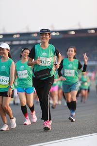 BIB: 33375, 50763, 50758, 3391
                            <button type="button" onclick="openModal(10571499)" class="btn btn-primary btn-sm float-right btn-popup" data-toggle="modal" data-target=".modal-high-quality">
                        <i class="fas fa-shopping-cart"></i> Add to Cart
                    </button>
                                            <button type="button" onclick="isThisMe(10571499, true)" class="btn btn-success btn-sm float-right btn-popup btn-isme hidden" data-toggle="tooltip" data-placement="bottom" title="นี่คือรูปของคุณใช่ไหม คลิกที่นี่เพื่อเอาเข้าอัลบั้ม">
                        <i class="fas fa-plus"></i> Add to album
                    </button>
                    <button type="button" onclick="isThisMe(10571499, false)" class="btn btn-warning btn-sm float-right btn-popup btn-isnotme hidden">
                        <i class="fas fa-ban"></i> Remove from album
                    </button>