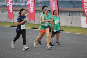 BIB: 5328, 52749, 52415
                            <button type="button" onclick="openModal(10570551)" class="btn btn-primary btn-sm float-right btn-popup" data-toggle="modal" data-target=".modal-high-quality">
                        <i class="fas fa-shopping-cart"></i> Add to Cart
                    </button>
                                            <button type="button" onclick="isThisMe(10570551, true)" class="btn btn-success btn-sm float-right btn-popup btn-isme hidden" data-toggle="tooltip" data-placement="bottom" title="นี่คือรูปของคุณใช่ไหม คลิกที่นี่เพื่อเอาเข้าอัลบั้ม">
                        <i class="fas fa-plus"></i> Add to album
                    </button>
                    <button type="button" onclick="isThisMe(10570551, false)" class="btn btn-warning btn-sm float-right btn-popup btn-isnotme hidden">
                        <i class="fas fa-ban"></i> Remove from album
                    </button>