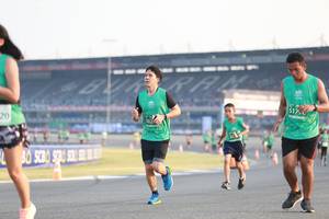 BIB: 517
                            <button type="button" onclick="openModal(10570720)" class="btn btn-primary btn-sm float-right btn-popup" data-toggle="modal" data-target=".modal-high-quality">
                        <i class="fas fa-shopping-cart"></i> Add to Cart
                    </button>
                                            <button type="button" onclick="isThisMe(10570720, true)" class="btn btn-success btn-sm float-right btn-popup btn-isme hidden" data-toggle="tooltip" data-placement="bottom" title="นี่คือรูปของคุณใช่ไหม คลิกที่นี่เพื่อเอาเข้าอัลบั้ม">
                        <i class="fas fa-plus"></i> Add to album
                    </button>
                    <button type="button" onclick="isThisMe(10570720, false)" class="btn btn-warning btn-sm float-right btn-popup btn-isnotme hidden">
                        <i class="fas fa-ban"></i> Remove from album
                    </button>