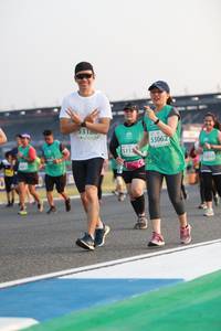 BIB: 53062, 5113
                            <button type="button" onclick="openModal(10571294)" class="btn btn-primary btn-sm float-right btn-popup" data-toggle="modal" data-target=".modal-high-quality">
                        <i class="fas fa-shopping-cart"></i> Add to Cart
                    </button>
                                            <button type="button" onclick="isThisMe(10571294, true)" class="btn btn-success btn-sm float-right btn-popup btn-isme hidden" data-toggle="tooltip" data-placement="bottom" title="นี่คือรูปของคุณใช่ไหม คลิกที่นี่เพื่อเอาเข้าอัลบั้ม">
                        <i class="fas fa-plus"></i> Add to album
                    </button>
                    <button type="button" onclick="isThisMe(10571294, false)" class="btn btn-warning btn-sm float-right btn-popup btn-isnotme hidden">
                        <i class="fas fa-ban"></i> Remove from album
                    </button>