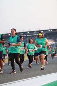 BIB: 5291, 5275
                            <button type="button" onclick="openModal(10570106)" class="btn btn-primary btn-sm float-right btn-popup" data-toggle="modal" data-target=".modal-high-quality">
                        <i class="fas fa-shopping-cart"></i> Add to Cart
                    </button>
                                            <button type="button" onclick="isThisMe(10570106, true)" class="btn btn-success btn-sm float-right btn-popup btn-isme hidden" data-toggle="tooltip" data-placement="bottom" title="นี่คือรูปของคุณใช่ไหม คลิกที่นี่เพื่อเอาเข้าอัลบั้ม">
                        <i class="fas fa-plus"></i> Add to album
                    </button>
                    <button type="button" onclick="isThisMe(10570106, false)" class="btn btn-warning btn-sm float-right btn-popup btn-isnotme hidden">
                        <i class="fas fa-ban"></i> Remove from album
                    </button>