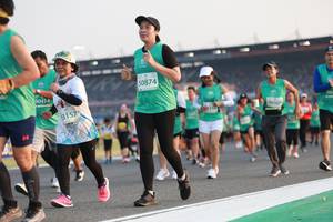 BIB: 50874, 50434, 3157, 504, 50569
                            <button type="button" onclick="openModal(10571356)" class="btn btn-primary btn-sm float-right btn-popup" data-toggle="modal" data-target=".modal-high-quality">
                        <i class="fas fa-shopping-cart"></i> Add to Cart
                    </button>
                                            <button type="button" onclick="isThisMe(10571356, true)" class="btn btn-success btn-sm float-right btn-popup btn-isme hidden" data-toggle="tooltip" data-placement="bottom" title="นี่คือรูปของคุณใช่ไหม คลิกที่นี่เพื่อเอาเข้าอัลบั้ม">
                        <i class="fas fa-plus"></i> Add to album
                    </button>
                    <button type="button" onclick="isThisMe(10571356, false)" class="btn btn-warning btn-sm float-right btn-popup btn-isnotme hidden">
                        <i class="fas fa-ban"></i> Remove from album
                    </button>