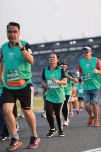 BIB: 50450, 70977, 52929
                            <button type="button" onclick="openModal(10569922)" class="btn btn-primary btn-sm float-right btn-popup" data-toggle="modal" data-target=".modal-high-quality">
                        <i class="fas fa-shopping-cart"></i> Add to Cart
                    </button>
                                            <button type="button" onclick="isThisMe(10569922, true)" class="btn btn-success btn-sm float-right btn-popup btn-isme hidden" data-toggle="tooltip" data-placement="bottom" title="นี่คือรูปของคุณใช่ไหม คลิกที่นี่เพื่อเอาเข้าอัลบั้ม">
                        <i class="fas fa-plus"></i> Add to album
                    </button>
                    <button type="button" onclick="isThisMe(10569922, false)" class="btn btn-warning btn-sm float-right btn-popup btn-isnotme hidden">
                        <i class="fas fa-ban"></i> Remove from album
                    </button>