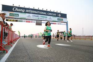 BIB: 2020, 174711
                            <button type="button" onclick="openModal(10571624)" class="btn btn-primary btn-sm float-right btn-popup" data-toggle="modal" data-target=".modal-high-quality">
                        <i class="fas fa-shopping-cart"></i> Add to Cart
                    </button>
                                            <button type="button" onclick="isThisMe(10571624, true)" class="btn btn-success btn-sm float-right btn-popup btn-isme hidden" data-toggle="tooltip" data-placement="bottom" title="นี่คือรูปของคุณใช่ไหม คลิกที่นี่เพื่อเอาเข้าอัลบั้ม">
                        <i class="fas fa-plus"></i> Add to album
                    </button>
                    <button type="button" onclick="isThisMe(10571624, false)" class="btn btn-warning btn-sm float-right btn-popup btn-isnotme hidden">
                        <i class="fas fa-ban"></i> Remove from album
                    </button>